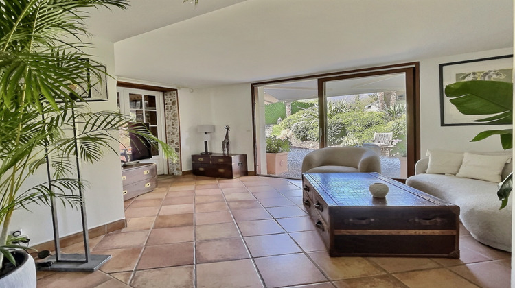 Ma-Cabane - Vente Maison Divonne-les-Bains, 242 m²