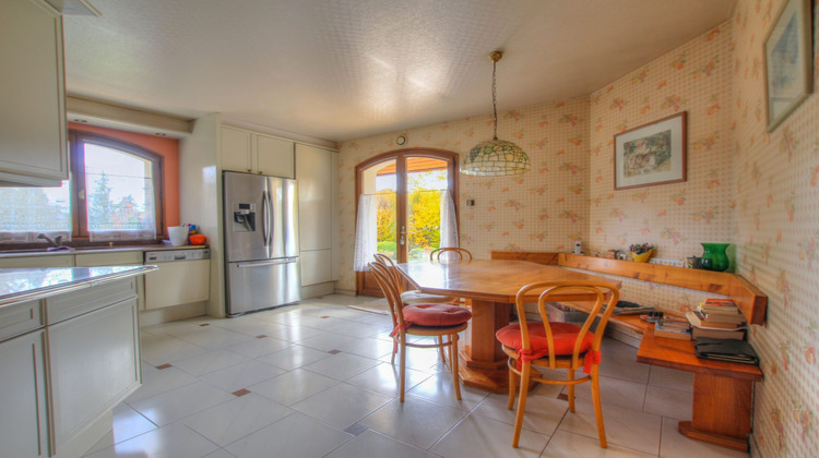 Ma-Cabane - Vente Maison Divonne-les-Bains, 295 m²