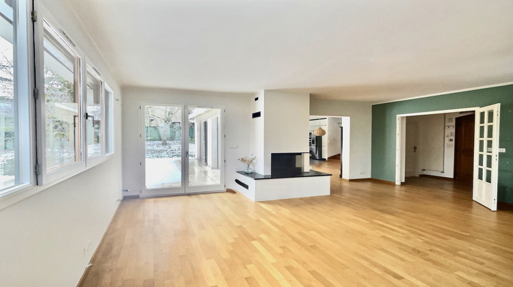 Ma-Cabane - Vente Maison Divonne-les-Bains, 203 m²