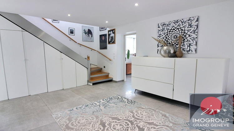 Ma-Cabane - Vente Maison DIVONNE-LES-BAINS, 189 m²