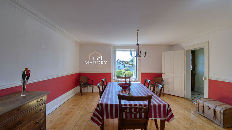 Ma-Cabane - Vente Maison DIVONNE-LES-BAINS, 219 m²