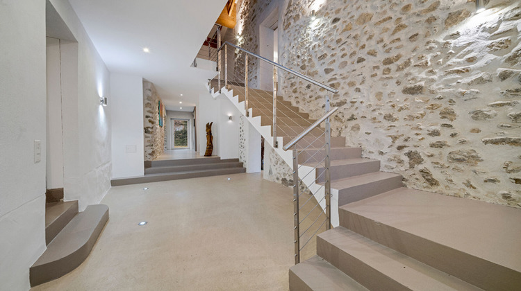 Ma-Cabane - Vente Maison DIVONNE-LES-BAINS, 378 m²