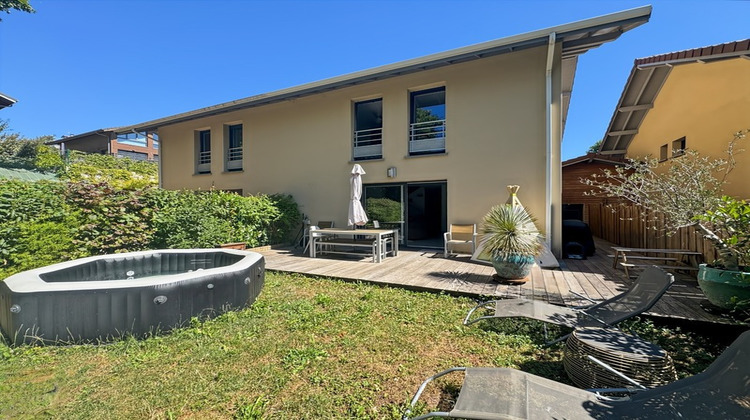 Ma-Cabane - Vente Maison DIVONNE LES BAINS, 127 m²
