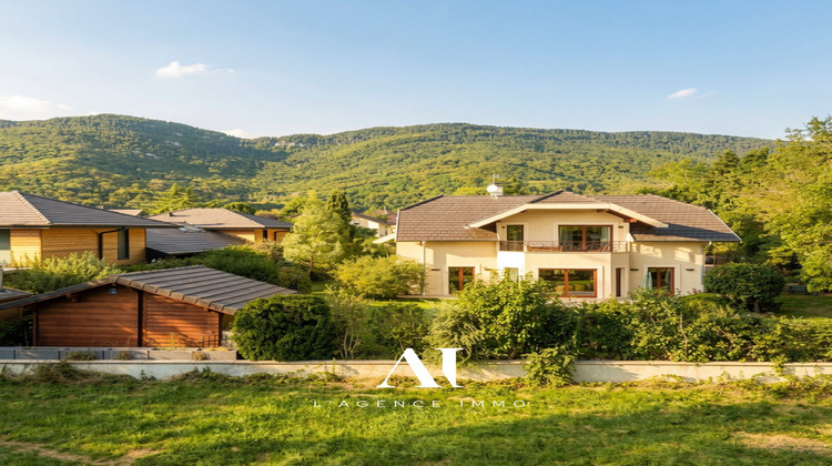 Ma-Cabane - Vente Maison Divonne-les-Bains, 259 m²