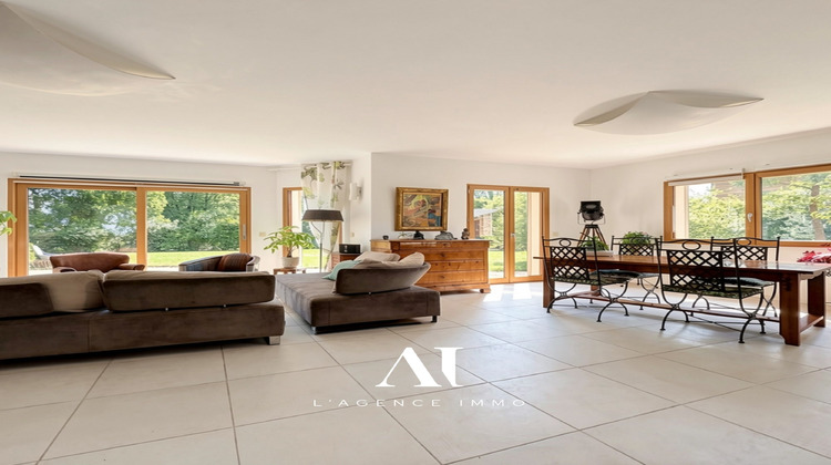 Ma-Cabane - Vente Maison Divonne-les-Bains, 259 m²