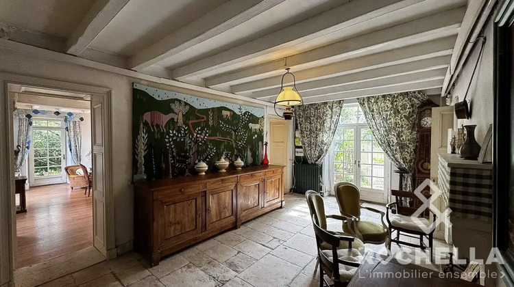 Ma-Cabane - Vente Maison Doeuil-sur-le-Mignon, 233 m²