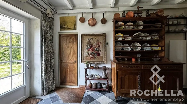 Ma-Cabane - Vente Maison Doeuil-sur-le-Mignon, 233 m²