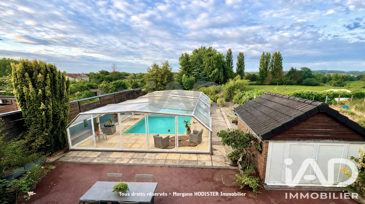 Ma-Cabane - Vente Maison Dom-le-Mesnil, 211 m²