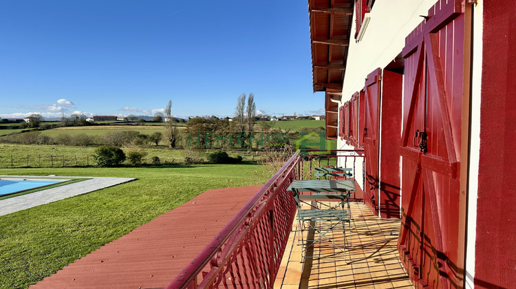 Ma-Cabane - Vente Maison Domezain-Berraute, 311 m²