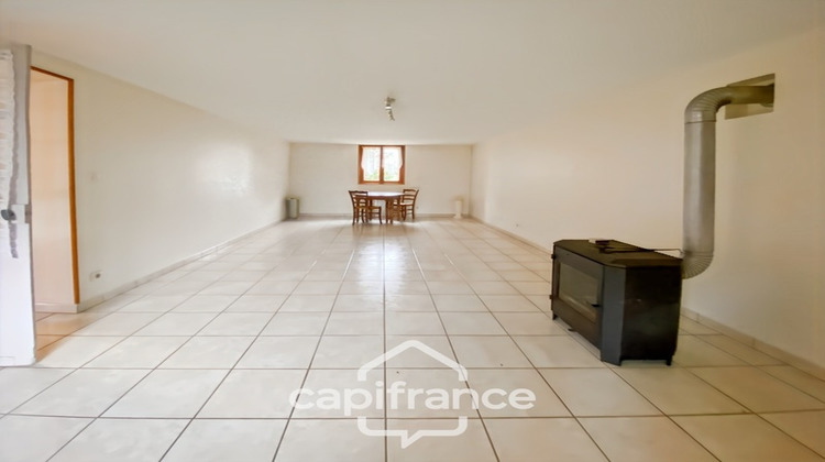 Ma-Cabane - Vente Maison DOMMARTIN LES CUISEAUX, 232 m²