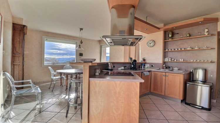 Ma-Cabane - Vente Maison DOMPIERRE LES ORMES, 184 m²