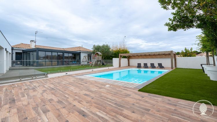 Ma-Cabane - Vente Maison DOMPIERRE-SUR-MER, 200 m²