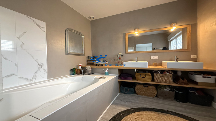 Ma-Cabane - Vente Maison DOMPIERRE-SUR-MER, 150 m²