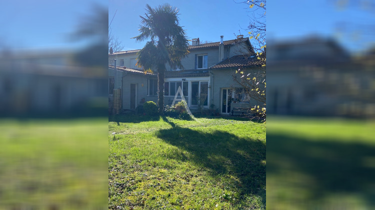 Ma-Cabane - Vente Maison DOMPIERRE-SUR-MER, 196 m²