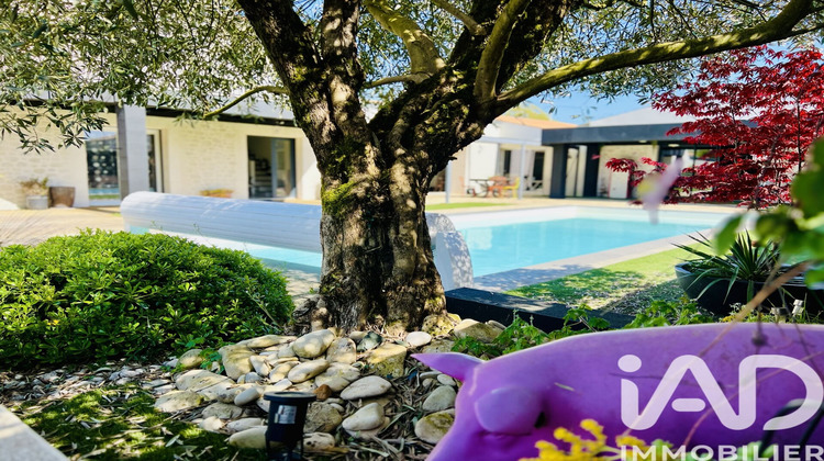 Ma-Cabane - Vente Maison Dompierre-sur-Mer, 220 m²