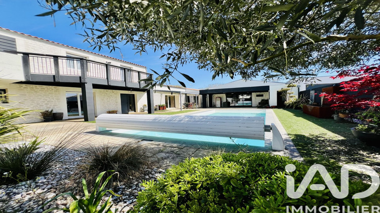 Ma-Cabane - Vente Maison Dompierre-sur-Mer, 220 m²