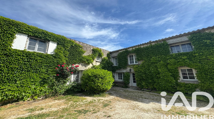 Ma-Cabane - Vente Maison Dompierre-sur-Mer, 199 m²