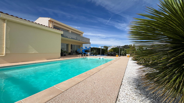Ma-Cabane - Vente Maison DOMPIERRE-SUR-MER, 200 m²