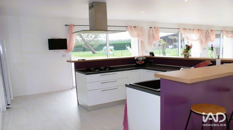 Ma-Cabane - Vente Maison Donnezac, 226 m²