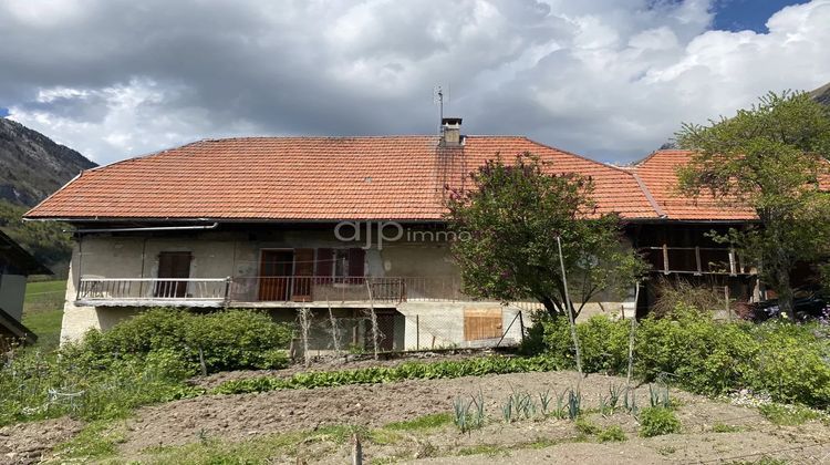 Ma-Cabane - Vente Maison Doucy-en-Bauges, 280 m²