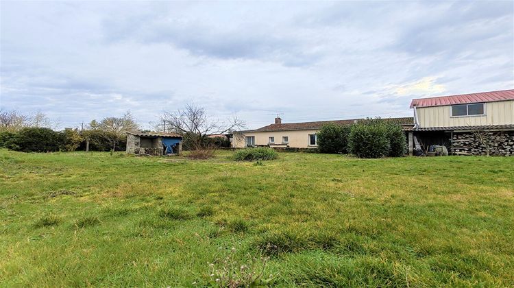 Ma-Cabane - Vente Maison DOUE-LA-FONTAINE, 107 m²