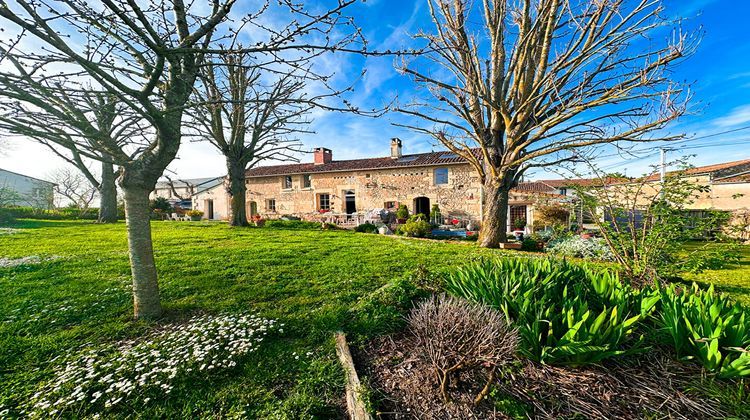 Ma-Cabane - Vente Maison DOUE-LA-FONTAINE, 160 m²