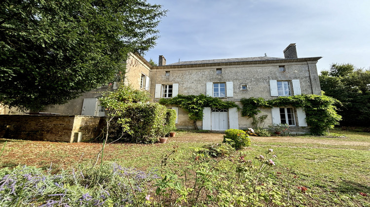 Ma-Cabane - Vente Maison Doué-la-Fontaine, 220 m²