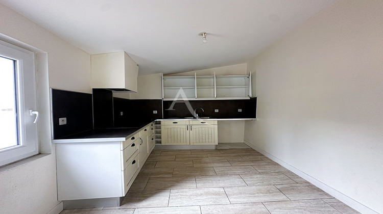 Ma-Cabane - Vente Maison DOUE-LA-FONTAINE, 128 m²