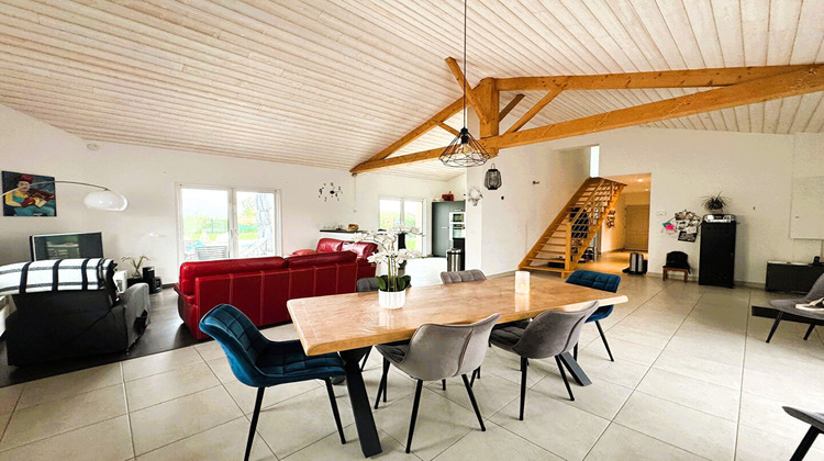 Ma-Cabane - Vente Maison DOUE-LA-FONTAINE, 140 m²