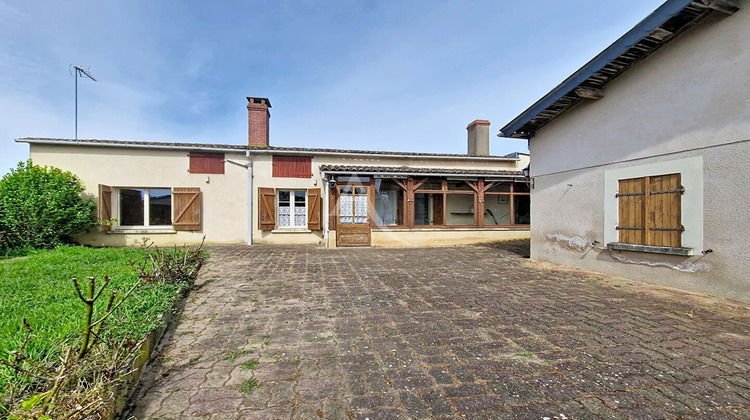 Ma-Cabane - Vente Maison DOUE-LA-FONTAINE, 107 m²