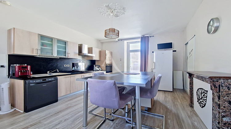Ma-Cabane - Vente Maison DOUE-LA-FONTAINE, 155 m²