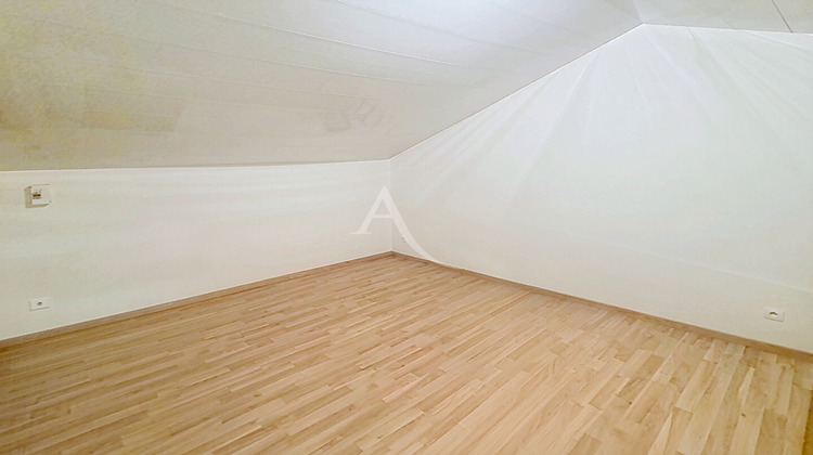 Ma-Cabane - Vente Maison DOUE-LA-FONTAINE, 123 m²