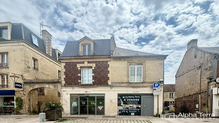 Ma-Cabane - Vente Maison Douvres-la-Délivrande, 209 m²