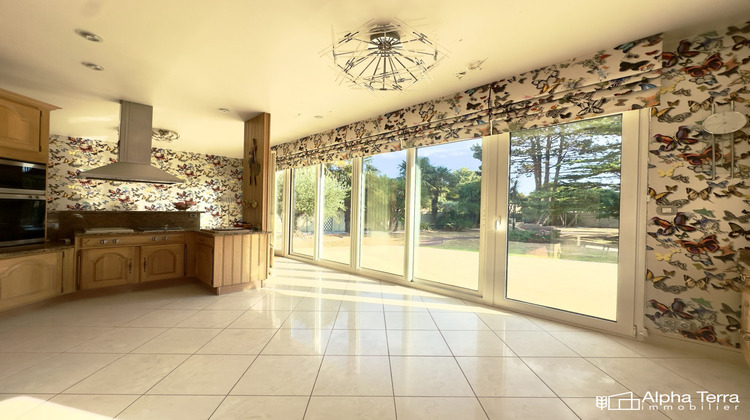Ma-Cabane - Vente Maison Douvres-la-Délivrande, 217 m²
