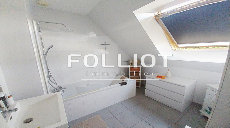 Ma-Cabane - Vente Maison DOZULE, 82 m²