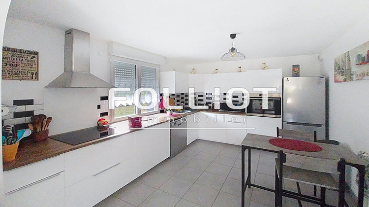 Ma-Cabane - Vente Maison DOZULE, 82 m²