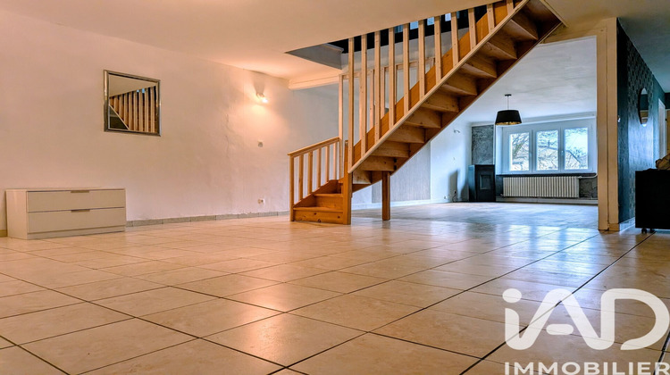 Ma-Cabane - Vente Maison Dugny-sur-Meuse, 198 m²