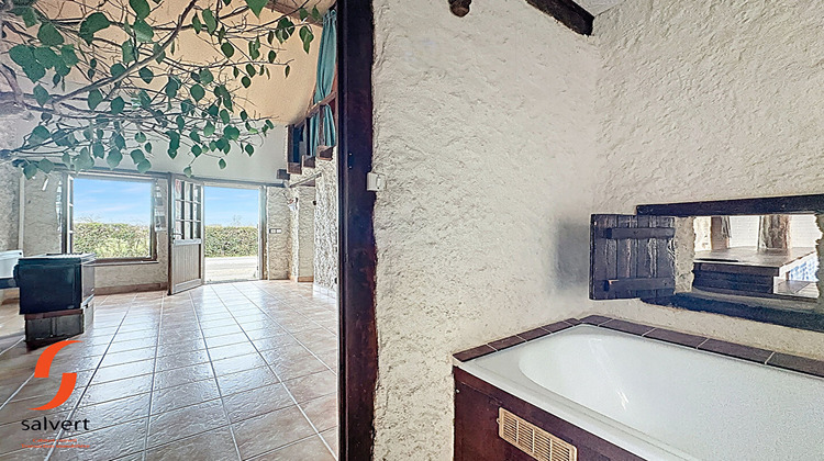 Ma-Cabane - Vente Maison DURDAT-LAREQUILLE, 80 m²