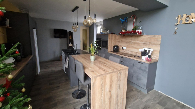 Ma-Cabane - Vente Maison Echallat, 213 m²