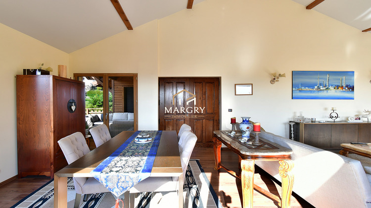 Ma-Cabane - Vente Maison ECHENEVEX, 226 m²