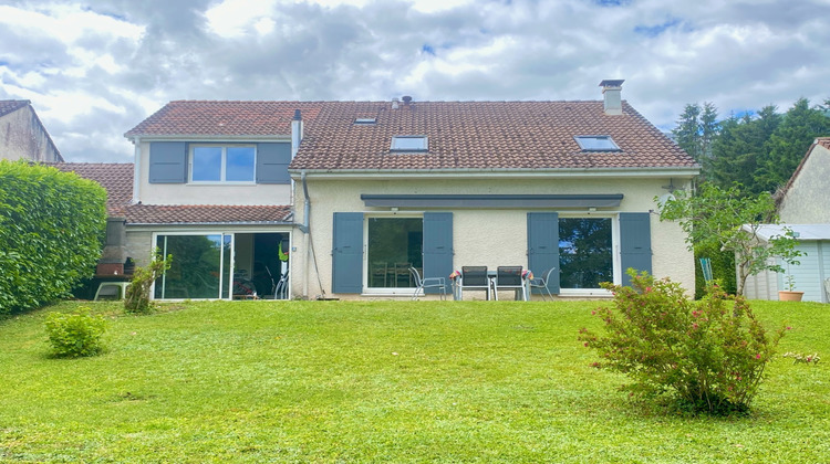 Ma-Cabane - Vente Maison ECHENEVEX, 126 m²