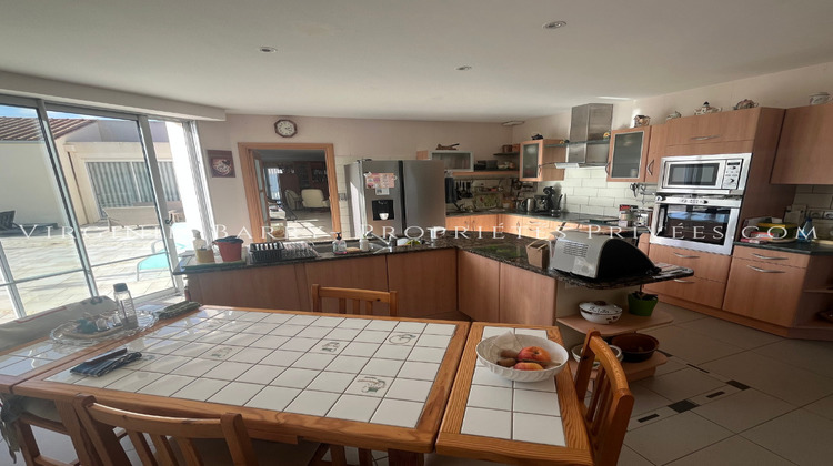 Ma-Cabane - Vente Maison ECHILLAIS, 300 m²