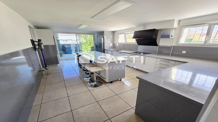 Ma-Cabane - Vente Maison Echirolles, 168 m²