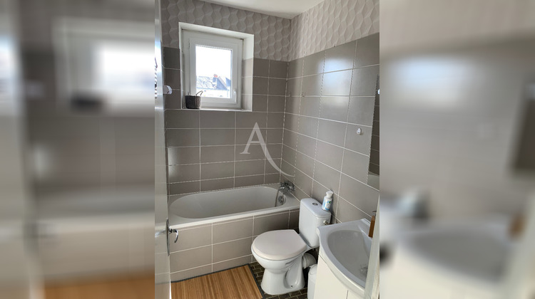 Ma-Cabane - Vente Maison ECUEILLE, 93 m²