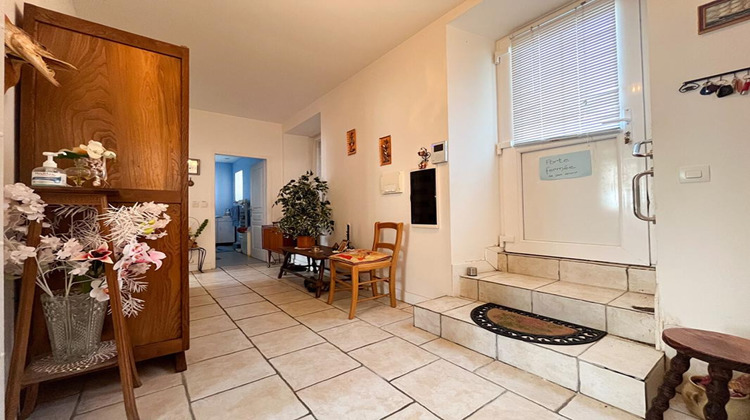 Ma-Cabane - Vente Maison ECUEILLE, 137 m²