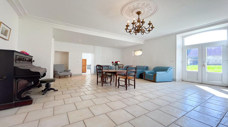 Ma-Cabane - Vente Maison ECUEILLE, 250 m²