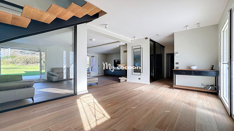 Ma-Cabane - Vente Maison ECULLY, 201 m²