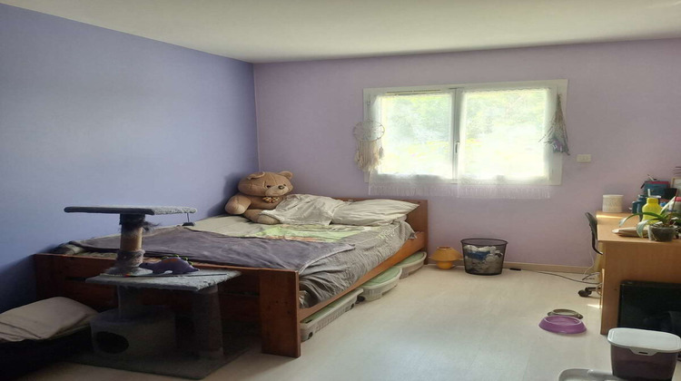 Ma-Cabane - Vente Maison EGLISE-NEUVE-D'ISSAC, 215 m²