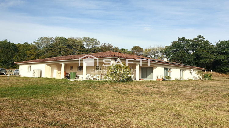Ma-Cabane - Vente Maison Eglise-Neuve-d'Issac, 215 m²