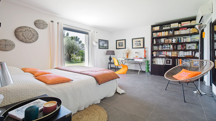 Ma-Cabane - Vente Maison EGUILLES, 250 m²